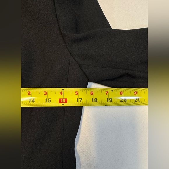 John Meyer black scalloped edge skirt blazer suit size 8 classic formal business - Picture 5 of 14